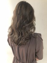 リバレッジ 白金(Leverage)&nbsp;ナチュラルハイライト柔らかグレージュ　担当濱口