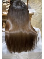 ロンド ストラーダ 心斎橋(Lond strada)&nbsp;マチルダボブ×インナーグレージュ【髪質改善/縮毛矯正】