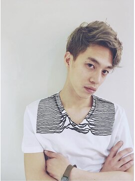 ミスエッセンス(MISS ESSENCE) オシャメンのウェービーなアップバング/ミスエッセンス黒木