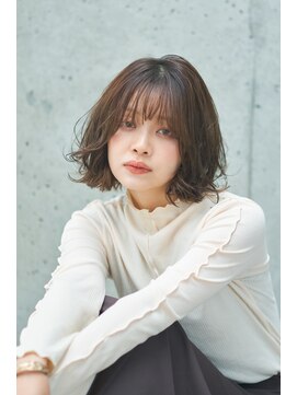ナルム(naluM) パーマ風に見せるボブの柔らかミックスカールスタイル