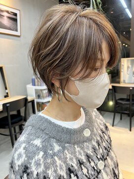 ラフ 新宿(Laff) 似合わせカット20代30代40代50代くびれショート丸みショートボブ
