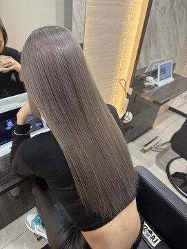 ラピス 大阪アメ村店(Lapis) オススメ艶々グレージュ！！