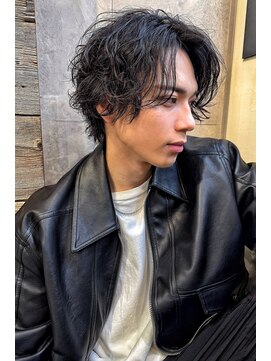 トルネード(TORNADO) 外国人風スパイラルミディアムパーマ　n2.6