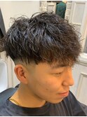 スパイキーショート/スペインカール<理容室>[メンズ/床屋/神田]