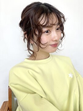 ベフ(Beff) 【beff 2F】ヘアゴム1つのくるくるパーマアレンジ