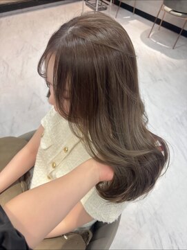 ジーナ 名駅(XENA.) 【haru】透明感オリーブグレージュ/ブリーチなしダブルカラー