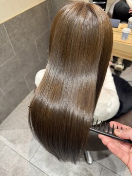 ビスコヘアー(BISCO hair) くし通りでわかる、なめらか素髪☆担当藤原