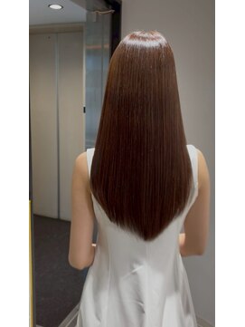 ロウ 町田(ROW) 働く大人女性の為のカット×カラー【ROW町田】