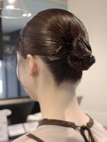 アビー(ABBEY)&nbsp;お呼ばれヘアカチモリ結婚式二次会タイトアレンジヘアセット