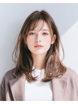 ヌフ(neuf)&nbsp;【顔周りレイヤー】艶ブラウン×大人可愛いミディアム／池袋