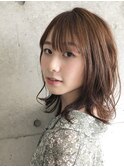 揺れ髪×ロブ カジュアルな色気スタイル