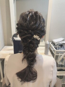 ヘアセットサロン ミント(Hair set salon MINT) ルーズ編みおろしスタイル