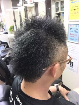 バーバーショップ ヘアーレストホーム(Barber Shop HAIR REST HOME) 大人バーバーアッシュソフモヒウルフスタイル