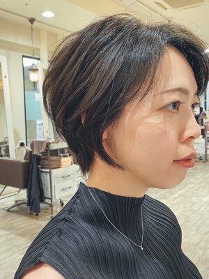 大人女性の魅力を最大限に引き出してくれる高い技術力が自慢♪360°どこから見てもキレイなシルエットに...