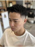 アップバングパーマ×スキンフェード y