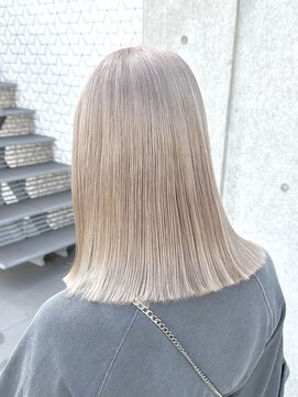 フリーラ 表参道(freera) ブリーチダブルカラーホワイトカラーインナーカラー裾カラー艶髪