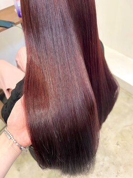 ルイ(ROUIS produced by LUCK 津田沼) ROUIS 津田沼　暖色系カラー