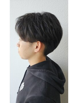 ミルク 希望ヶ丘(milk) センターパート/ツーブロック/メンズカット