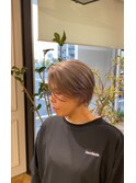 ショートヘアホワイトシルバーホワイトベージュシルバーカラー