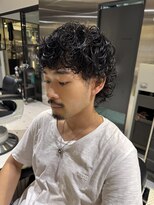 フランクスバーバーザスタンド(Frank’s barber the stand) スペインカール/スパイキーショート/フェザーパーマ/飯田橋E
