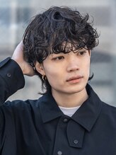 少しボリュームが欲しい方には、スパイラルパーマが◎無造作パーマより動きが出て、スタイリングも楽に＊