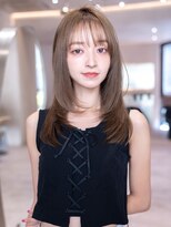 ケアリー 千葉ニュータウン中央(Carelly)&nbsp;デザインカラー/レイヤーカット/ウェットヘア/オリーブベージュ