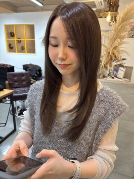 アッシュベージュ レイヤースタイル