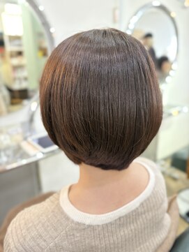 ビィーワンイースト(Be 1 EAST) ボブカット