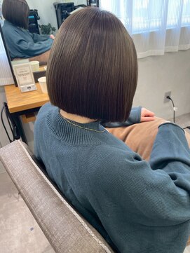 ミュラ(mulah) オリーブベージュ透明感カラー＊ぱつっとボブニュアンスカラー