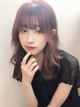 プラチナ(PLATINA) くびれレイヤーひし形ハッシュカットウルフカットボブ韓国風