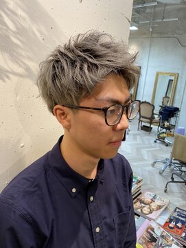 エル(EL by green) 【EL-yuki】ショートレイヤー×シルバーアッシュ