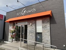 アクトグロース(act Growth)の雰囲気（広々とした12台の駐車場を完備☆）