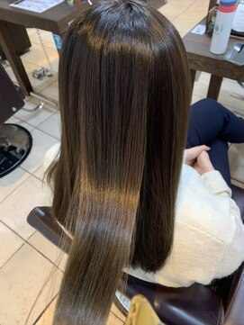 スティラアン 新小岩南口(Stilla an) 【20代、30代女性の髪質改善】ツヤツヤ美髪ストレート☆