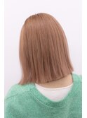ミルクティー系ピンクカラーのぱつっとボブ