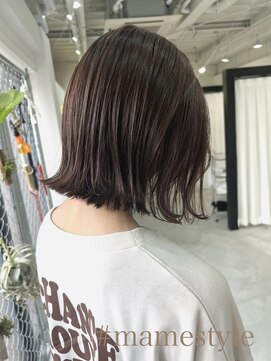 ディセンシー(Dicency) Dicency(マオ)透明感グレージュ×切りっぱなしボブ