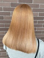 ベガ ヘアーズ ストーリー(VEGA hair's story) 20代30代ブリーチハイトーンミルクティー艶感ストレート