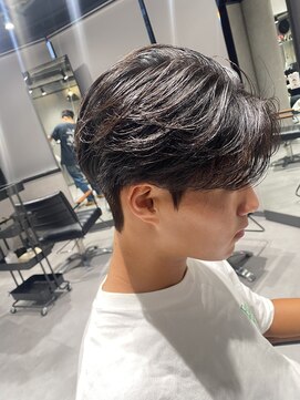 ネクストネオ 静岡(NEXT NEO) NEXT NEO【櫻田】ナチュラルセンターパート　ダウンパーマ