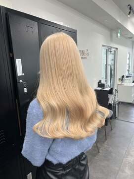 ワンズ ナゴヤ ヴィラ 名古屋栄(ONE's NAGOYA VILA) シアーカラー/カール/セミディ/姫カット