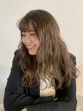 キオク(KIOKU) アッシュカラー ベージュ セミロング【騎射場/荒田/郡元】