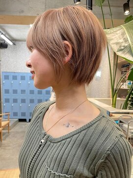 サンク 原宿 表参道(cinq) 丸みショートボブヘアダブルカラーケアブリーチカラーハイトーン