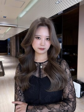 アフロート ギンザ(AFLOAT GINZA) AFLOAT銀座 レイヤーカット×グレージュ