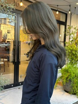 フルール(hair place Fleur) ミディアムヘア×オリーブベージュカラー