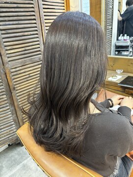 ニューラインギンザ(New-Line 銀座) くすみオリーブ【中野莉子】