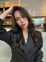 ステップボーンカット トーキョー(STEP BONE CUT TOKYO)&nbsp;【ステップボーンカット】ロングレイヤー/センターパート