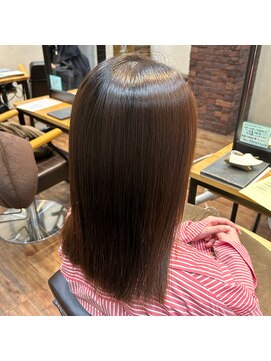 シキオリ(SHIKIORI) 湿気や汗で広がりやすい季節も、扱いやすくツヤのある髪へ