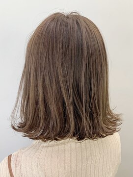 アイティー バイ アルバム 中野店(IT by ALBUM) ダークベージュ_耳かけウェーブパーマフォギーベージュ_ba287312