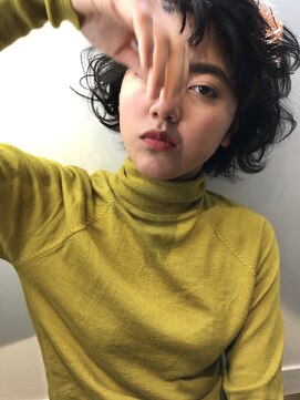 ウム(Umu) ニュアンスパーマショート