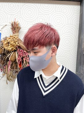 ヘアデザインサロン246 メンズカット　韓国風マッシュ　チェリーピンク
