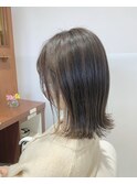 肩上切りっぱなしボブ