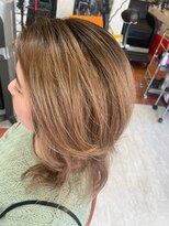 ヘアスタジオブービー&nbsp;ハイライト×ミディ
